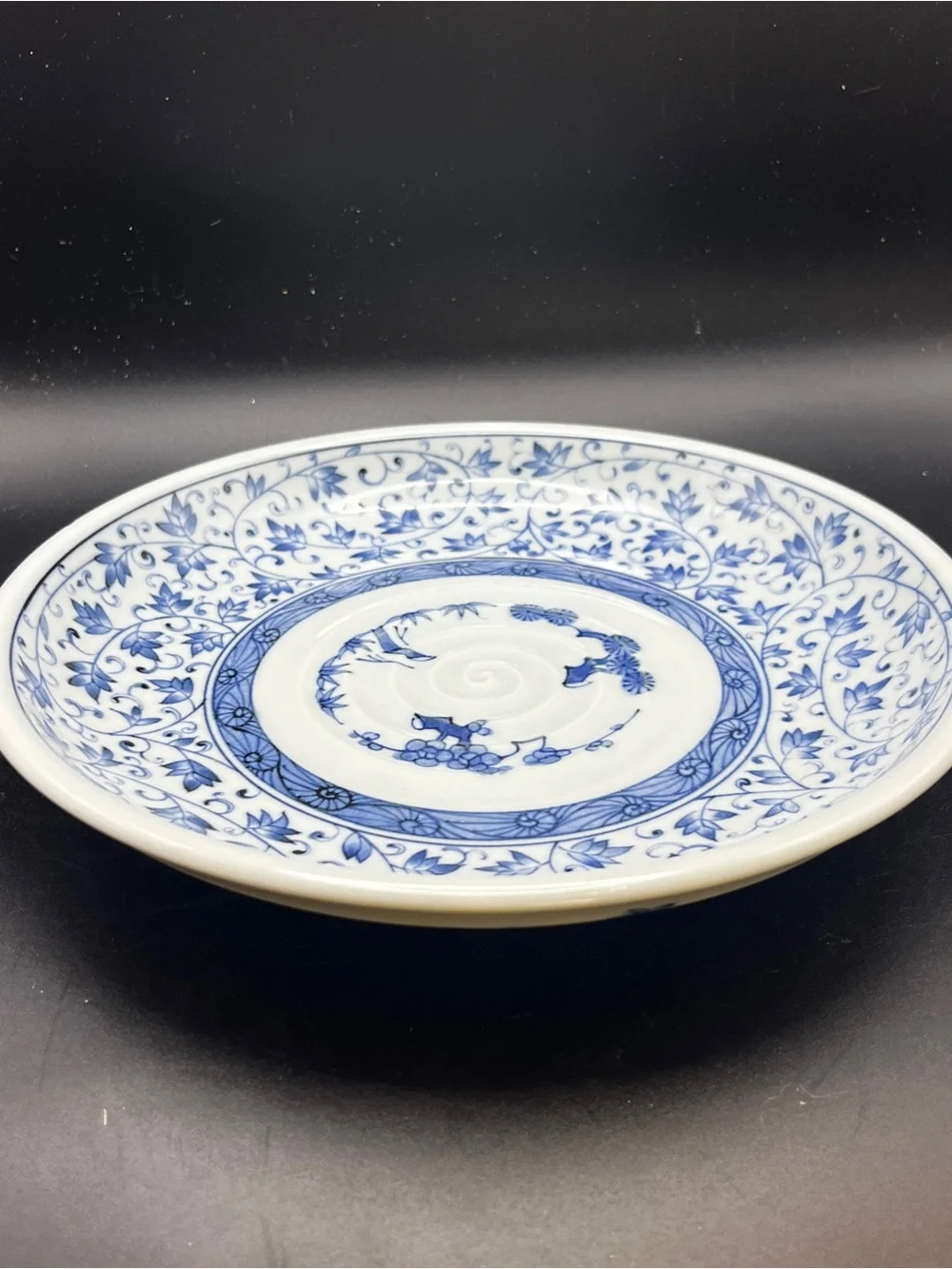 Ryuho Kiln Mino Ware Blue White Porcelain Plate Sanyo Pottery Ko-Imari Karakusa